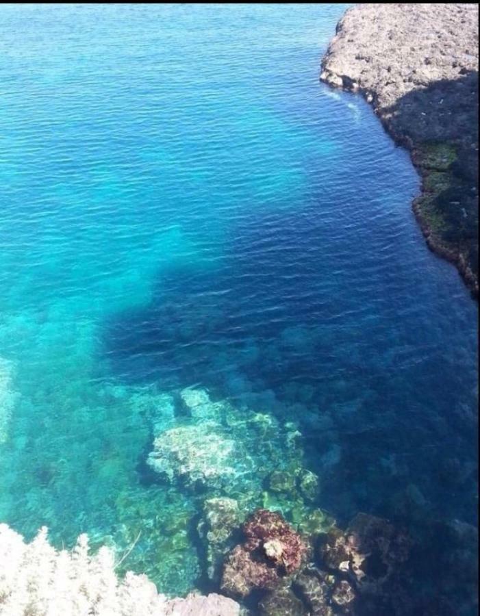 Bed & Breakfast Dietro Le Mura Aci Castello Exterior photo